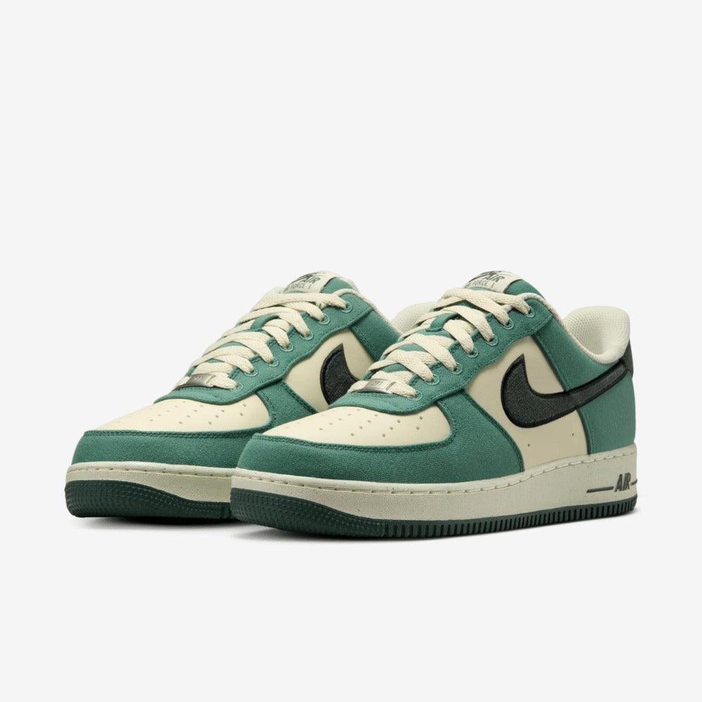 Nike Air Force 1 Low Vintage Green