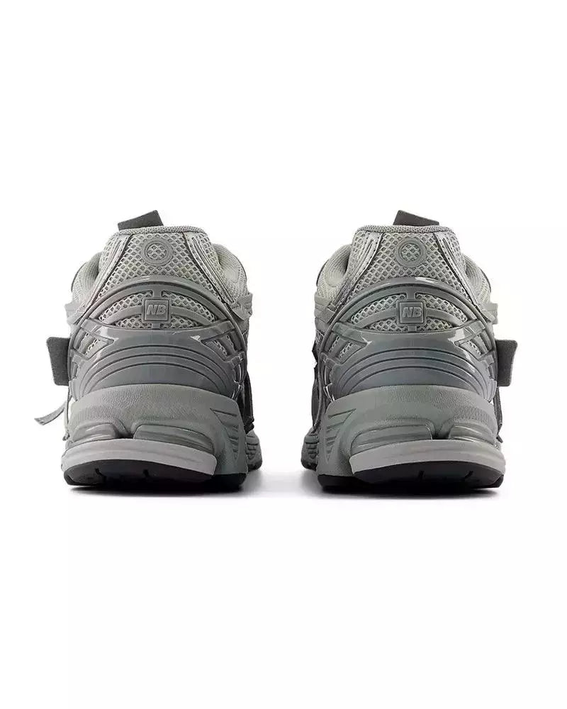 Tênis New Balance 1906