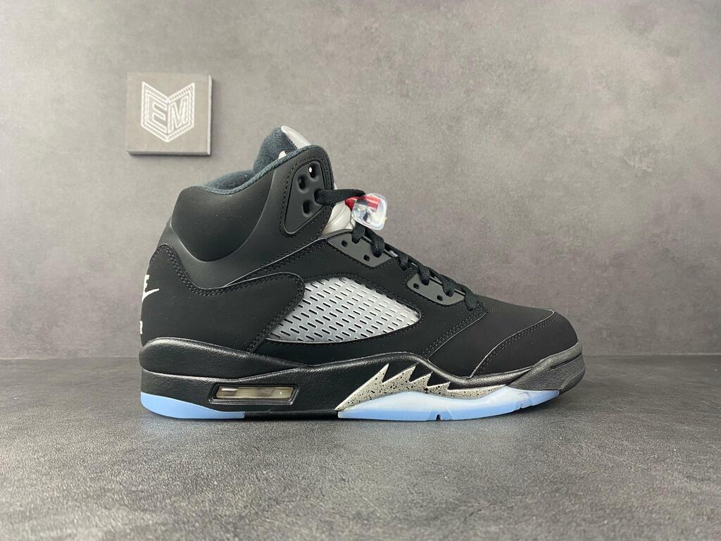 Nike Air Jordan 5 Retro Black Metallic