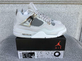 Nike Air Jordan 4 Retro Frozen Moments