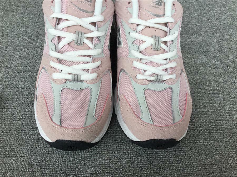 Tênis New Balance 530