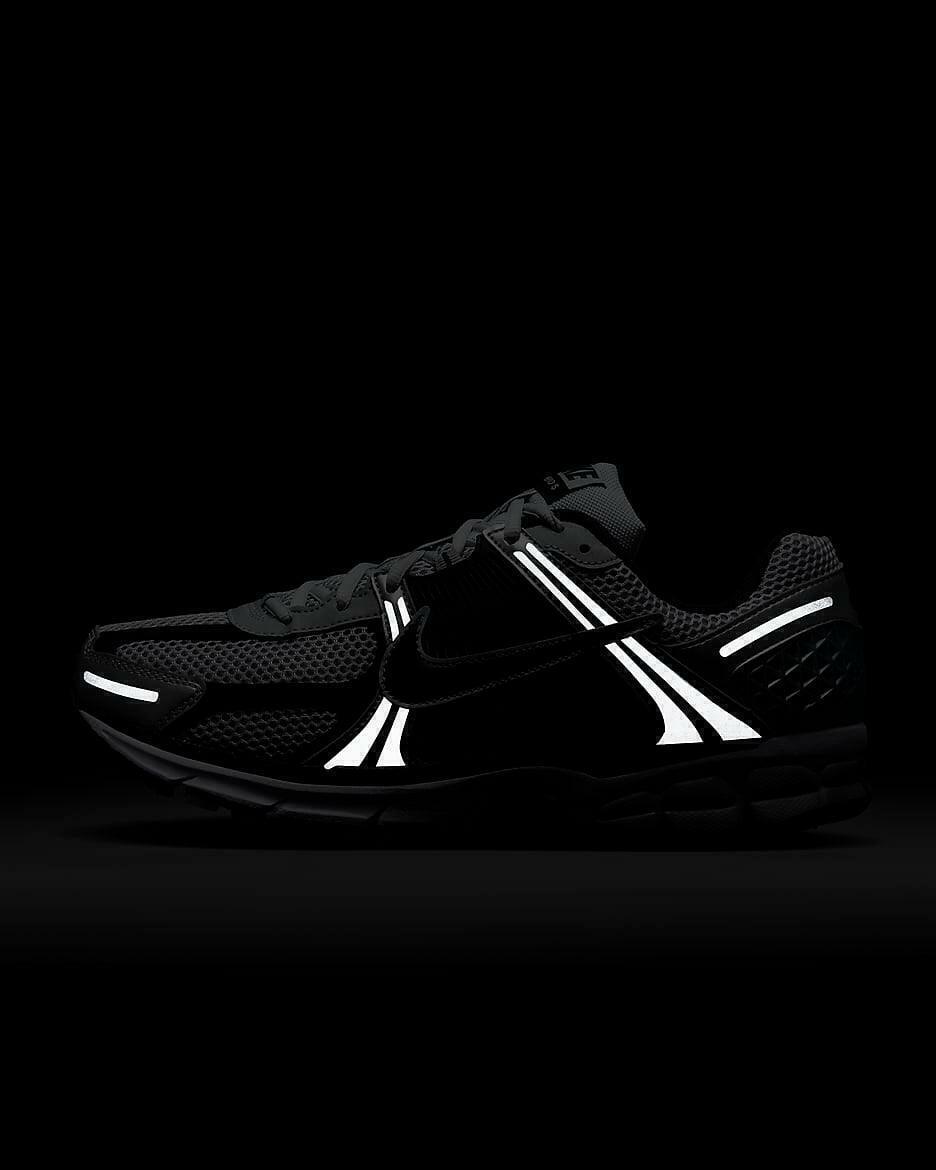 Tênis Nike Zoom Vomero 5