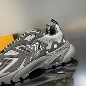 Louis Vuitton Runner Tatic Sneaker