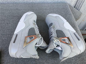 Nike Air Jordan 4 Retro Frozen Moments