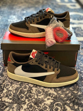 Nike Air Jordan 1 Low x Travis Scott Mocha