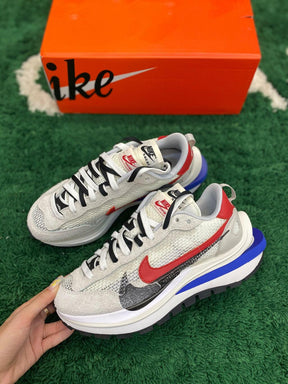 Nike Vaporwaffle x Sacai