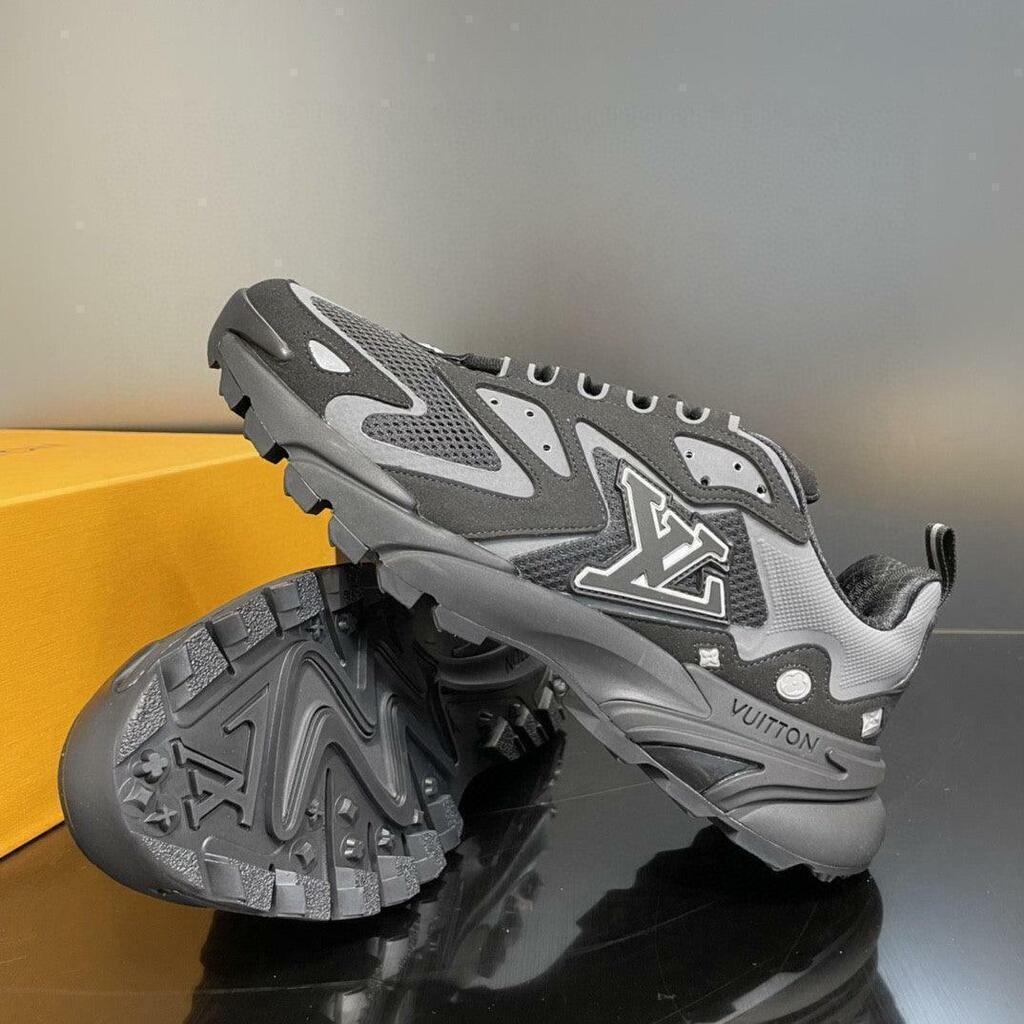 Louis Vuitton Runner Tatic Sneaker