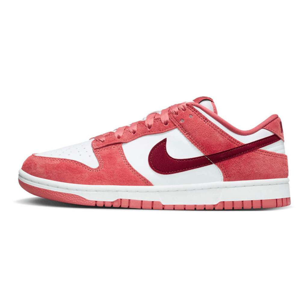 Nike Dunk Low "Valentine's Day (2024)"